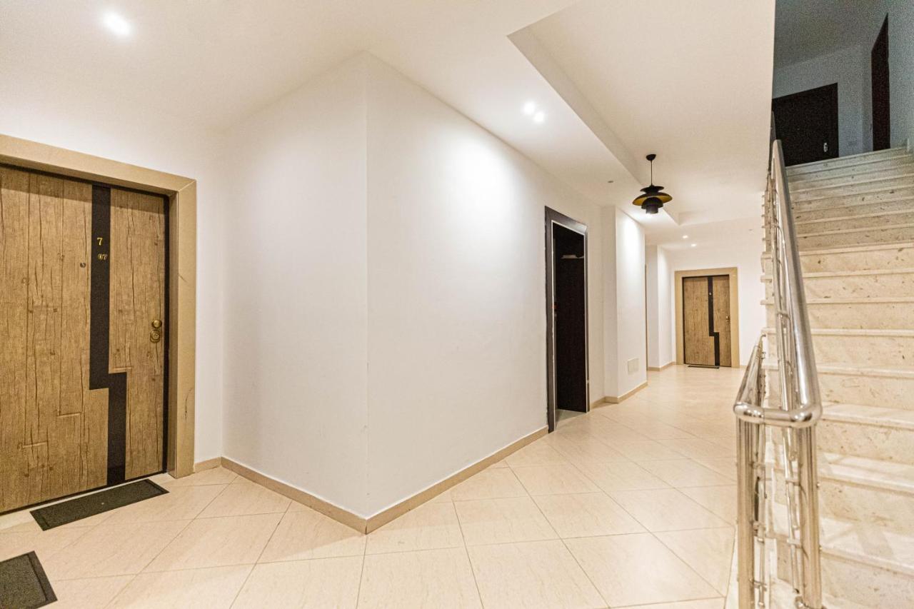 Vlorë Jordan'S Hotel מראה חיצוני תמונה