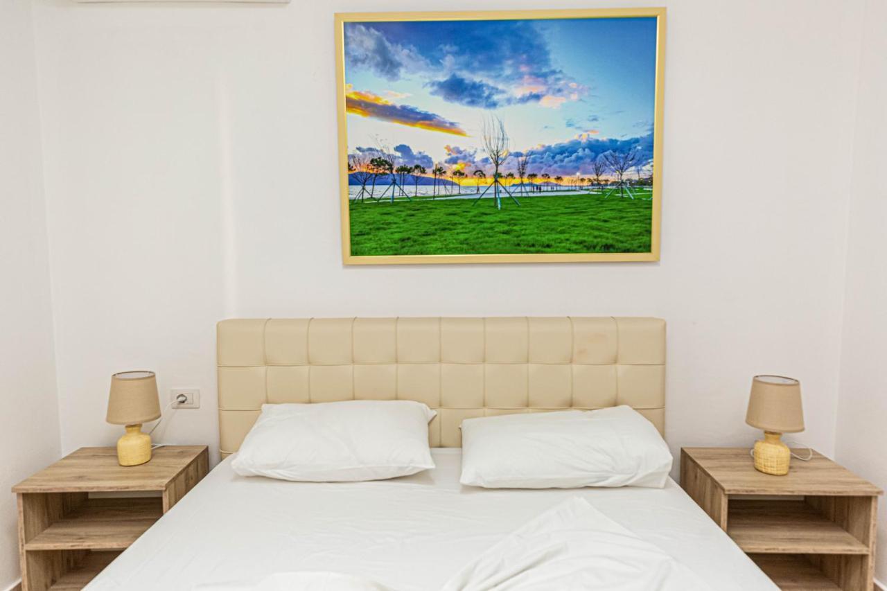 Vlorë Jordan'S Hotel מראה חיצוני תמונה