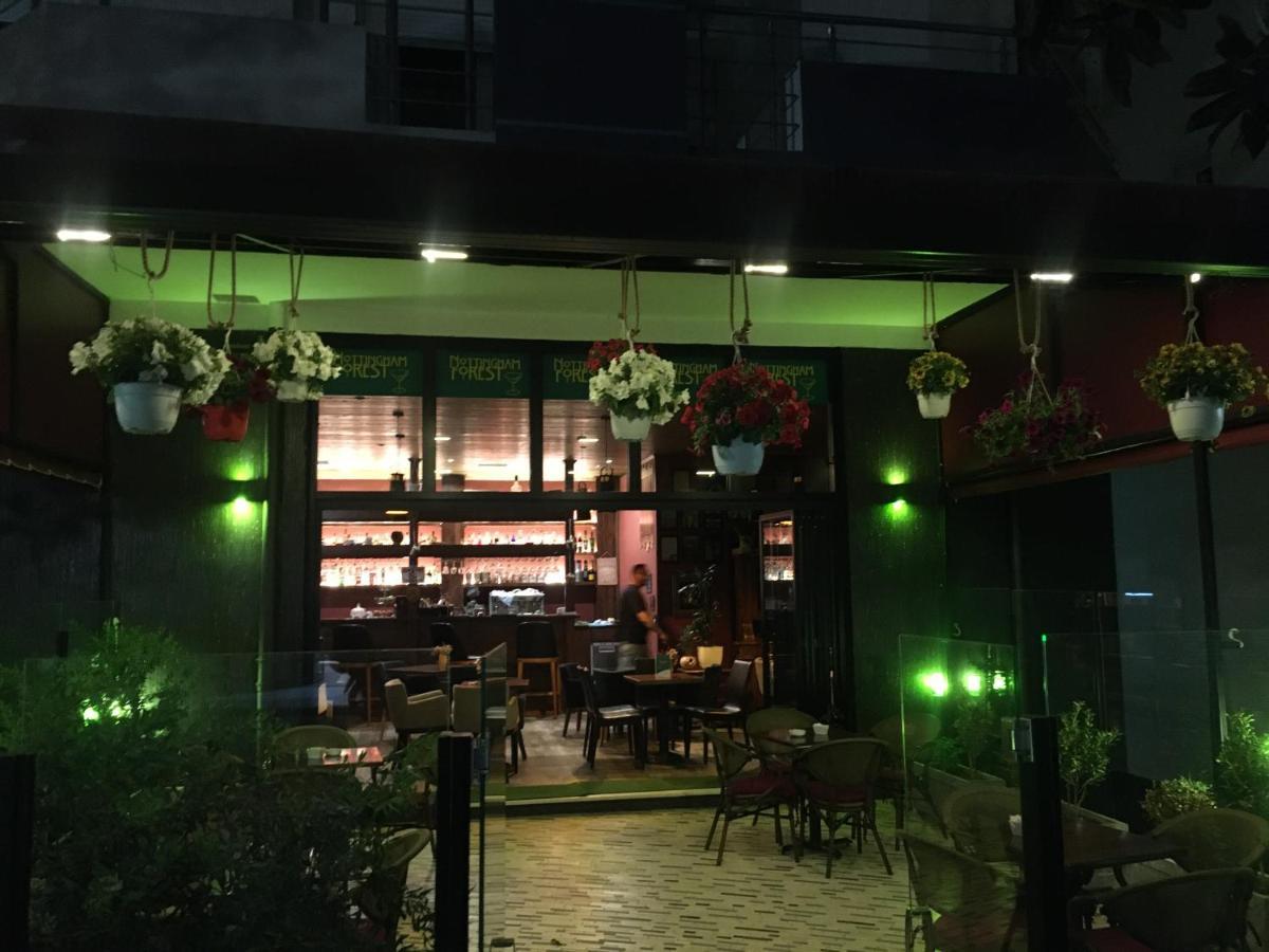 Vlorë Jordan'S Hotel מראה חיצוני תמונה
